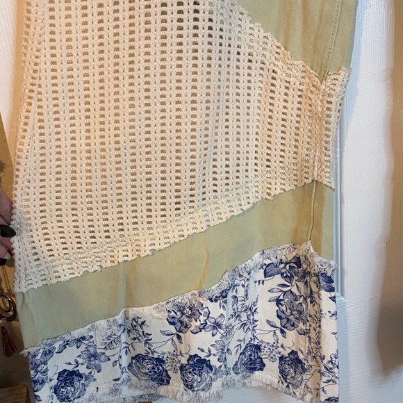 POL Floral Patchwork Wide-Leg Pants - Picture 3 of 7